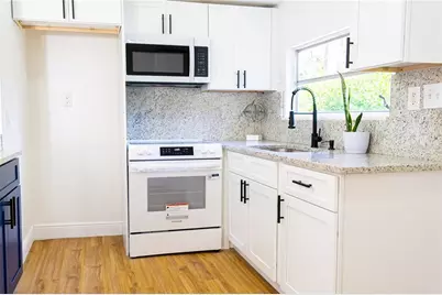 922 Cr 482A, Lake Panasoffkee, FL 33538 - Photo 16