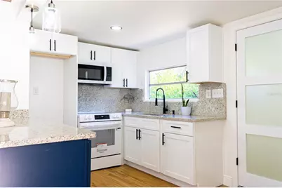 922 Cr 482A, Lake Panasoffkee, FL 33538 - Photo 14