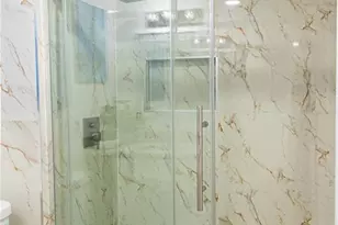 922 Cr 482A, Lake Panasoffkee, FL 33538 - Photo 6