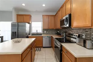 2114 Justice Ln, Saint Cloud, FL 34769 - Photo 2