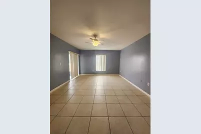 732 Bobcat Court, Kissimmee, FL 34759 - Photo 4