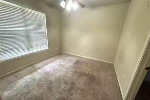 909 Charo Pkwy, Davenport, FL 33897 - Photo 12