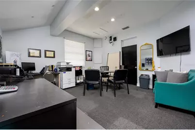 6104 Polk Avenue NW, Lakeland, FL 33810 - Photo 10