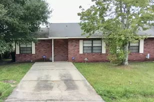 783 Squirrel Ct, Kissimmee, FL 34759 - Photo 1