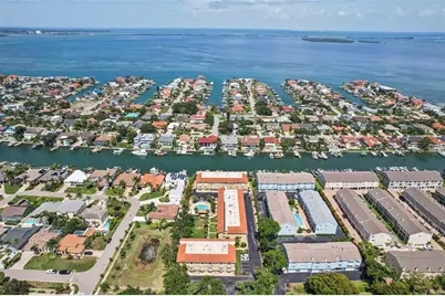 1061 Pinellas Bayway S, Saint Petersburg, FL 33715 - Photo 62