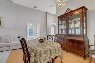 411 Ridge View Dr, Davenport, FL 33837 - Photo 18