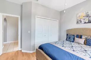 411 Ridge View Dr, Davenport, FL 33837 - Photo 6