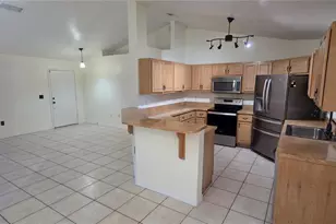 4828 Jeanette Ct, Saint Cloud, FL 34771 - Photo 6