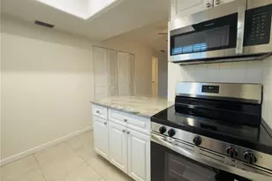 4725 Avon Ct, Saint Cloud, FL 34769 - Photo 6