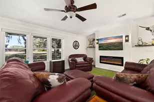 204 Doe Dr, Davenport, FL 33837 - Photo 10