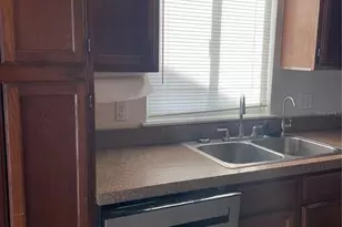 10752 Satinwood Cir, Orlando, FL 32825 - Photo 4