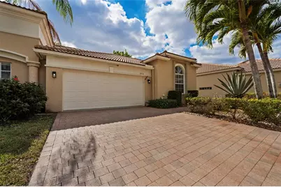 8400 Nicholls Point, West Palm Beach, FL 33411 - Photo 1