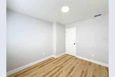 2112 NE 7th Avenue, Gainesville, FL 32641 - Photo 28