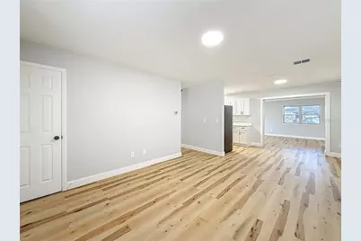 2112 NE 7th Avenue, Gainesville, FL 32641 - Photo 12