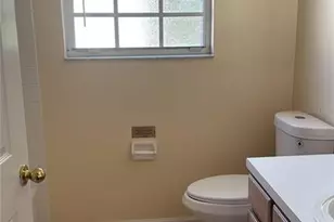 3950 Southpointe Dr, Orlando, FL 32822 - Photo 10
