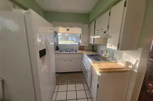 7 Wisconsin Ave, Saint Cloud, FL 34769 - Photo 2