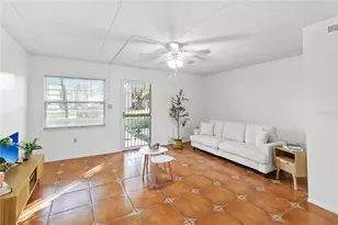 525 Conway Rd, Orlando, FL 32807 - Photo 2