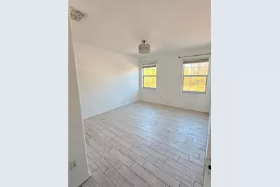 6374 Torrington Circle, Lakeland, FL 33811 - Photo 8