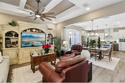 368 Summerland Key Avenue, Lady Lake, FL 32159 - Photo 10