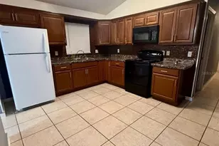 9535 Lupine Ave, Orlando, FL 32824 - Photo 4