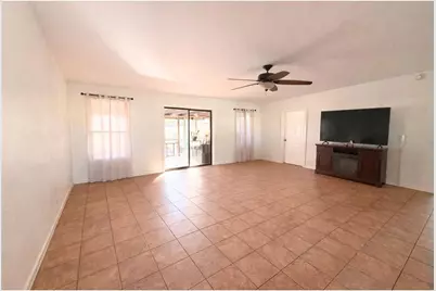 637 Fresno Court, Kissimmee, FL 34758 - Photo 14