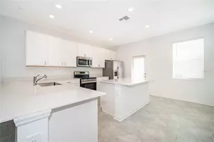 6092 Peaceful Pkwy, Clermont, FL 34714 - Photo 8