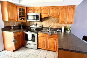 68 S Marbrisa Way, Kissimmee, FL 34743 - Photo 4