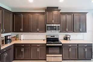 5301 Pavia Dr, Saint Cloud, FL 34771 - Photo 10