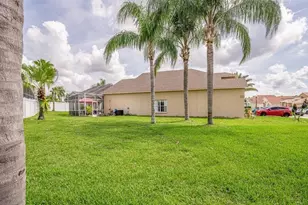 2654 Star Lake View Dr, Kissimmee, FL 34747 - Photo 4