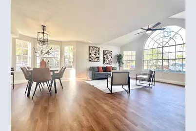 5002 Laguna Bay Circle #7, Kissimmee, FL 34746 - Photo 2