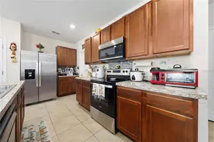 297 Gina Ln, Davenport, FL 33837 - Photo 6
