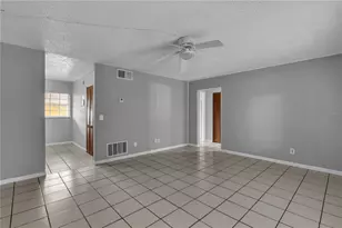 1629 W Oak Ridge Rd, Orlando, FL 32809 - Photo 4