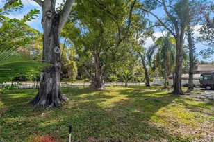 7684 Oakhurst Rd, Seminole, FL 33776 - Photo 6