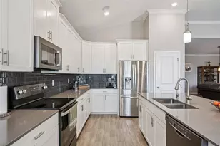 8998 Croquet Ct, Davenport, FL 33896 - Photo 12