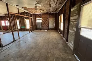 611 W Broadway St, Fort Meade, FL 33841 - Photo 2