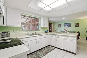7002 Crestlake Dr, Orlando, FL 32819 - Photo 18