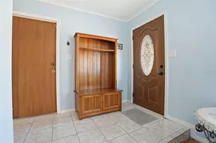 7002 Crestlake Dr, Orlando, FL 32819 - Photo 4