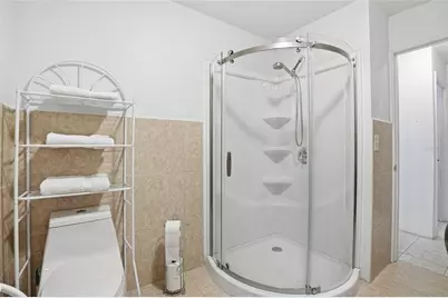 7002 Crestlake Drive, Orlando, FL 32819 - Photo 24