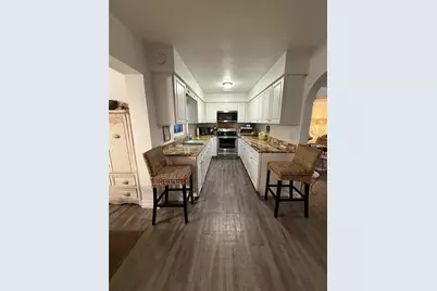 110 N Main Avenue, Minneola, FL 34715 - Photo 10