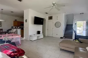 1008 Royal Ridge Dr, Davenport, FL 33896 - Photo 6