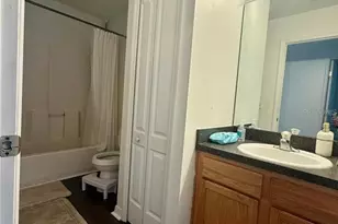 1008 Royal Ridge Dr, Davenport, FL 33896 - Photo 10