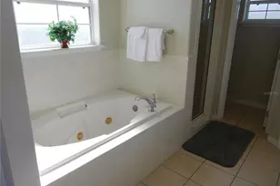 422 Vista Dr, Davenport, FL 33897 - Photo 22