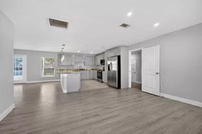 709 S Dillingham Ave, Kissimmee, FL 34741 - Photo 20