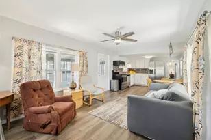 1600 Old Coachman Rd, Clearwater, FL 33765 - Photo 6