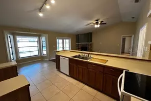 7701 White Ash St, Orlando, FL 32819 - Photo 6