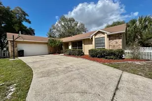 7701 White Ash St, Orlando, FL 32819 - Photo 2