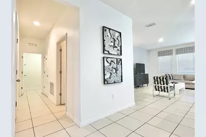 6049 Broad Oak Drive, Davenport, FL 33837 - Photo 8