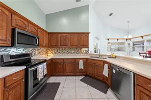 6351 Oak Shore Dr, Saint Cloud, FL 34771 - Photo 8