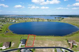 279 Spinnaker Ct, Auburndale, FL 33823 - Photo 1