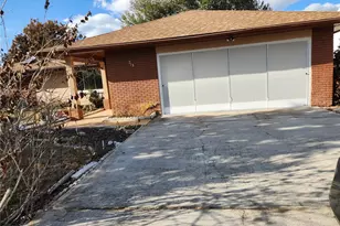 713 Bear Way, Kissimmee, FL 34759 - Photo 2